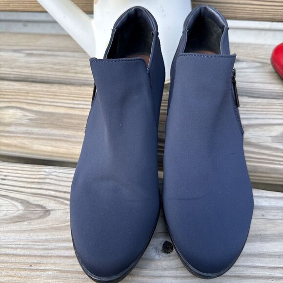 Donald J. Pliner Nikita-D Wedge Navy Blue Size 8.5 Fabric/Leather Upper - Picture 9 of 11